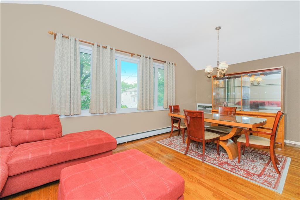 10524 Flatlands 6th Street Canarsie Brooklyn NY 11236