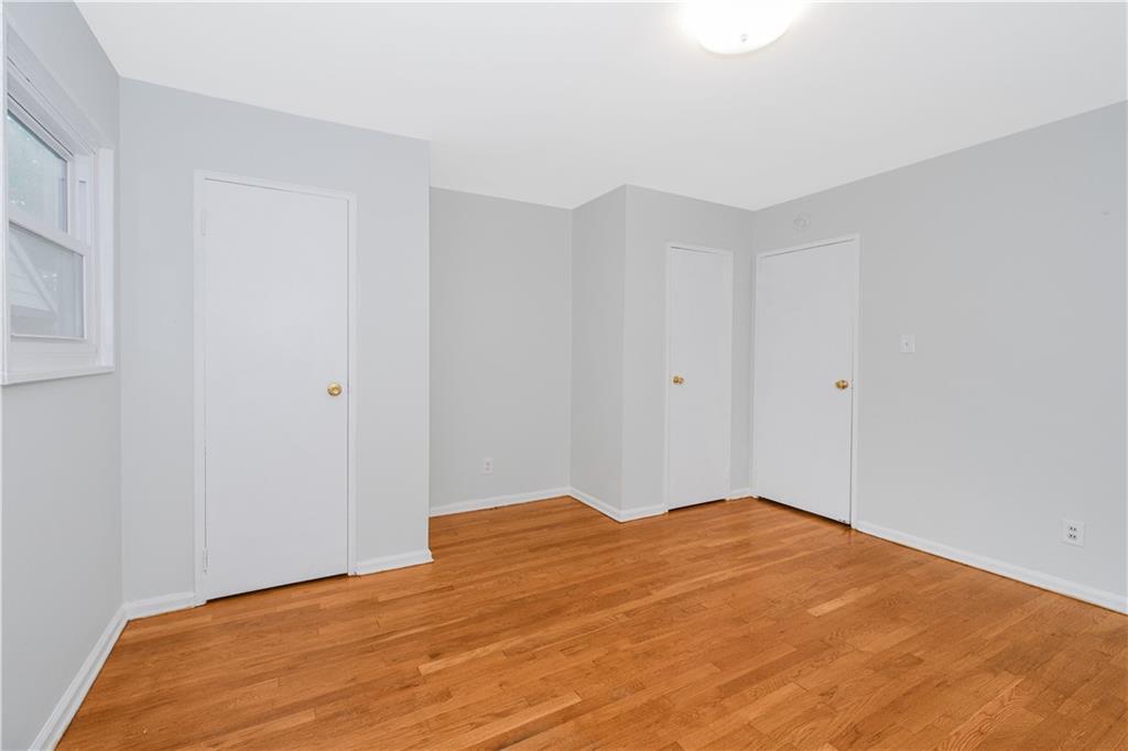 10524 Flatlands 6th Street Canarsie Brooklyn NY 11236