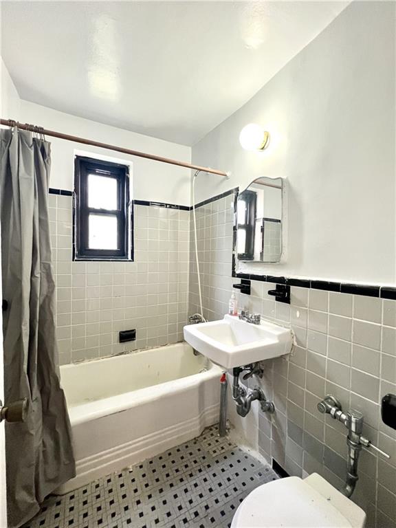 2607 Avenue O Midwood Brooklyn NY 11210