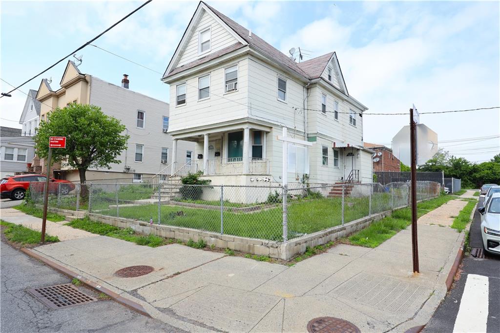1905 Clove Road Concord Staten Island NY 10304