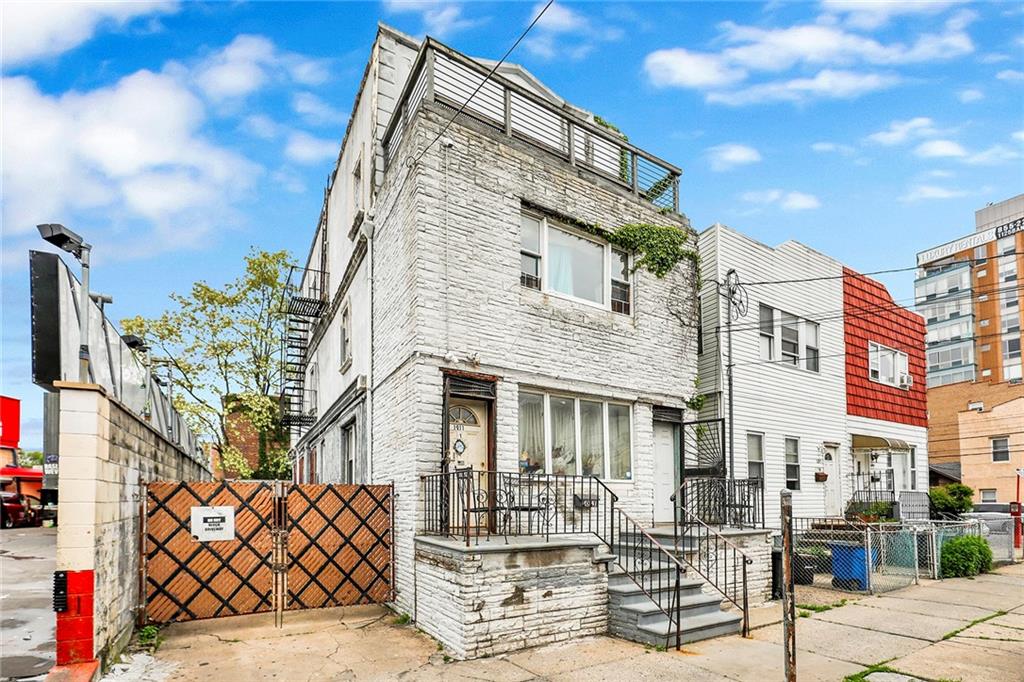 1011 Banner Avenue Brighton Beach Brooklyn NY 11235