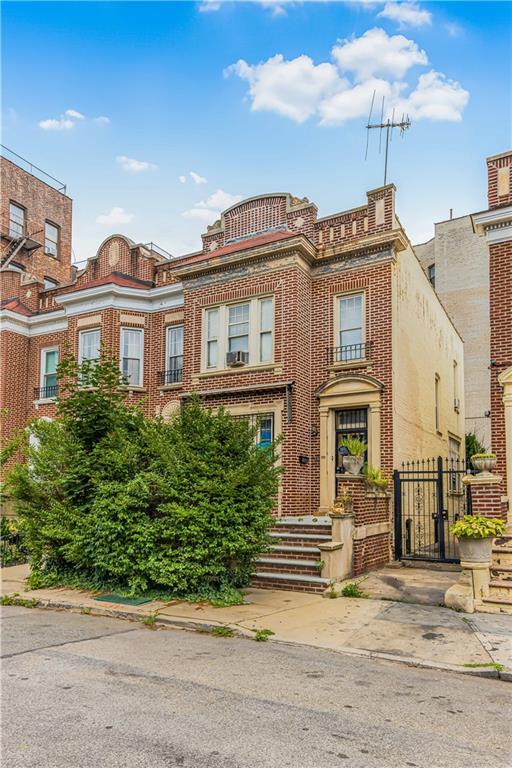 10 Martense Court Flatbush Brooklyn NY 11226