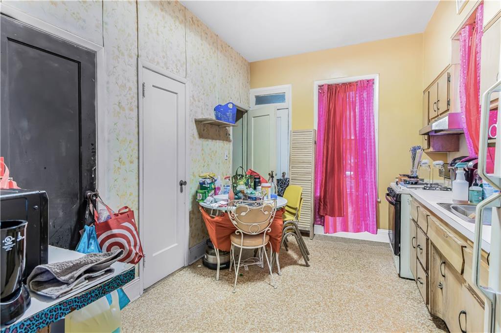 10 Martense Court Flatbush Brooklyn NY 11226