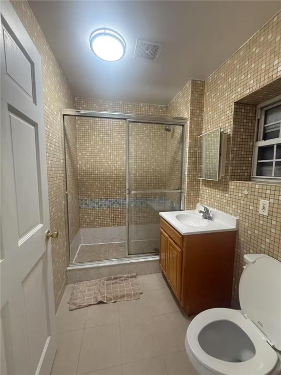 43-18 Robinson Street Flushing Queens NY 11355
