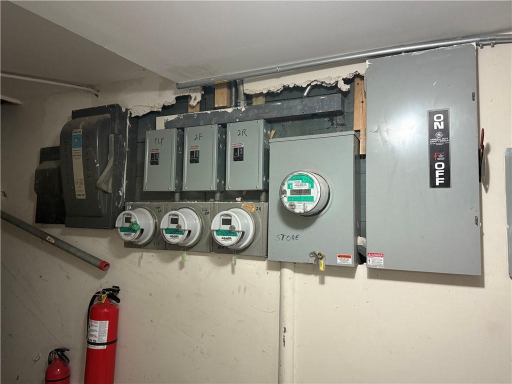 10304 Liberty Avenue Ozone Park Ozone Park NY 11417