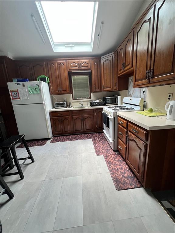 105-61 Flatlands 7th Street Canarsie Brooklyn NY 11236