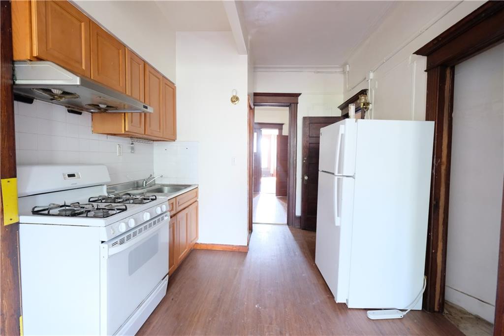642 56th Street Sunset Park Brooklyn NY 11220