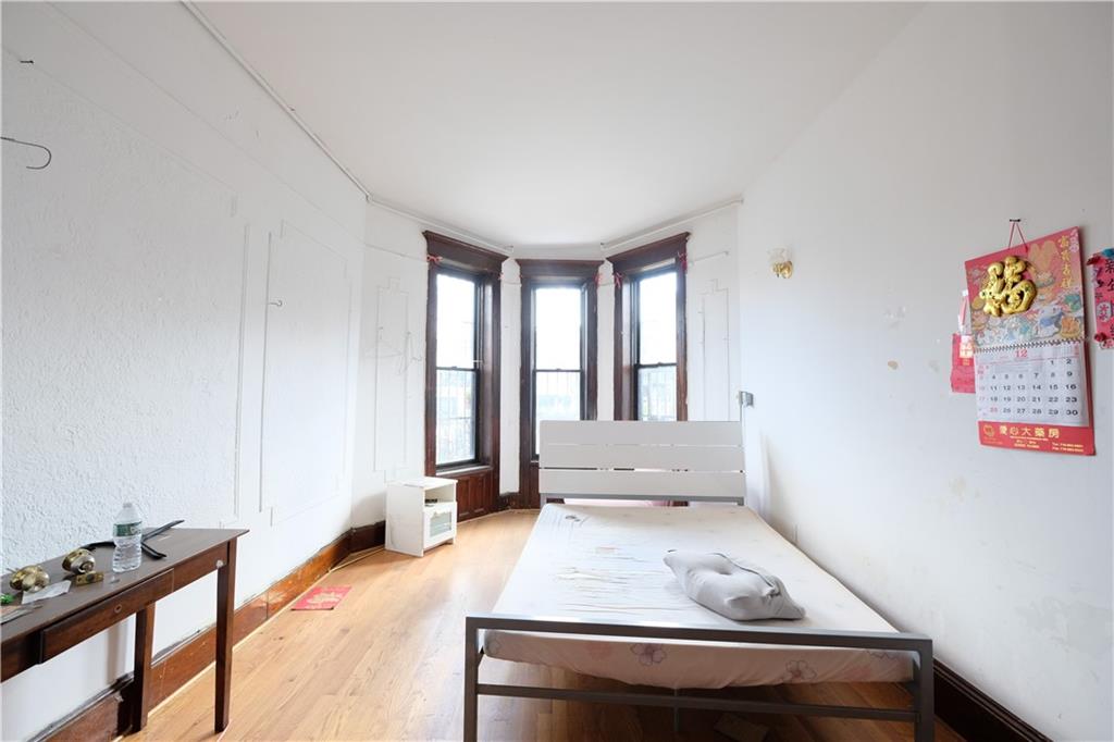 642 56th Street Sunset Park Brooklyn NY 11220