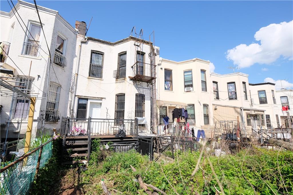 642 56th Street Sunset Park Brooklyn NY 11220