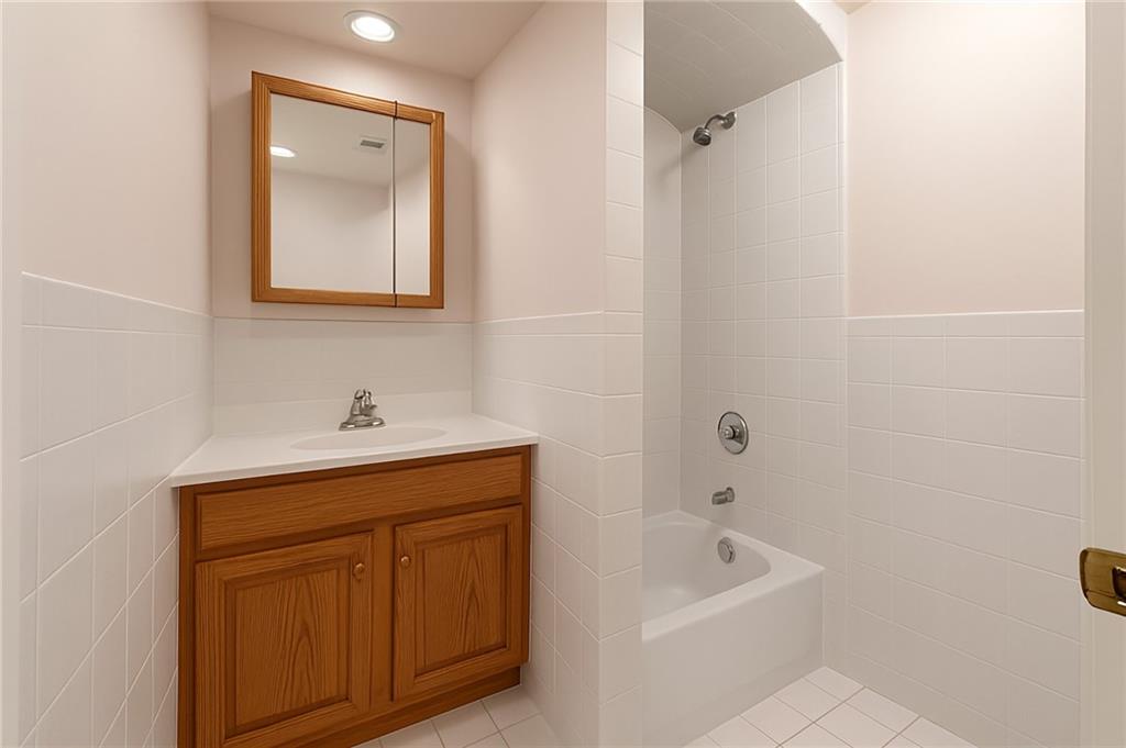 1054 Rensselaer Avenue Woodrow Staten Island NY 10309