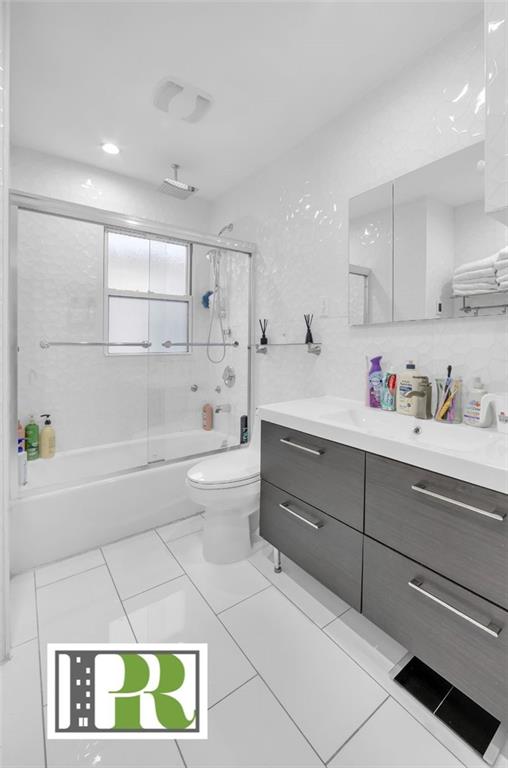 1797 East 14th Street Homecrest Brooklyn NY 11229
