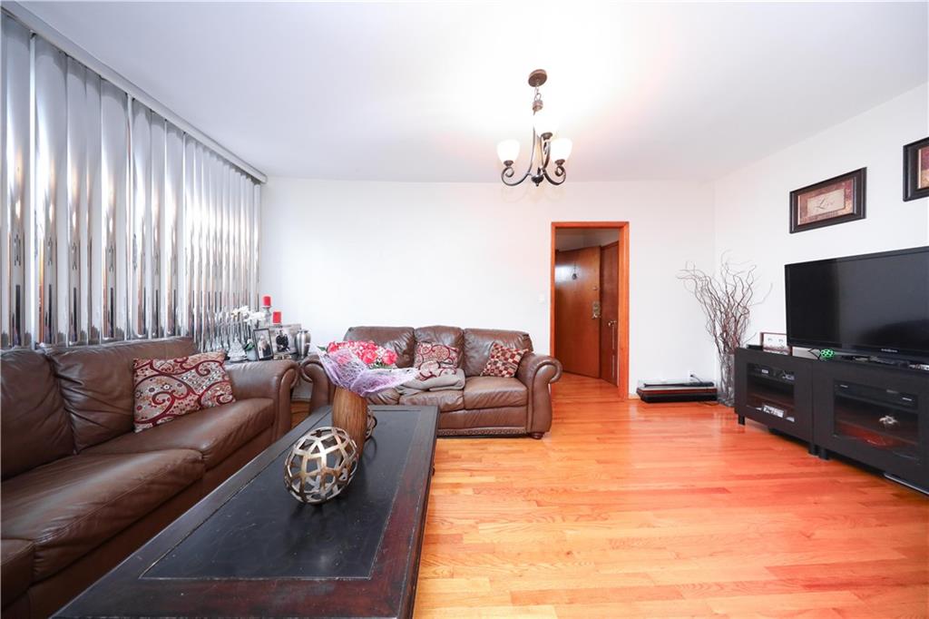 2101 76th Street Dyker Heights Brooklyn NY 11214