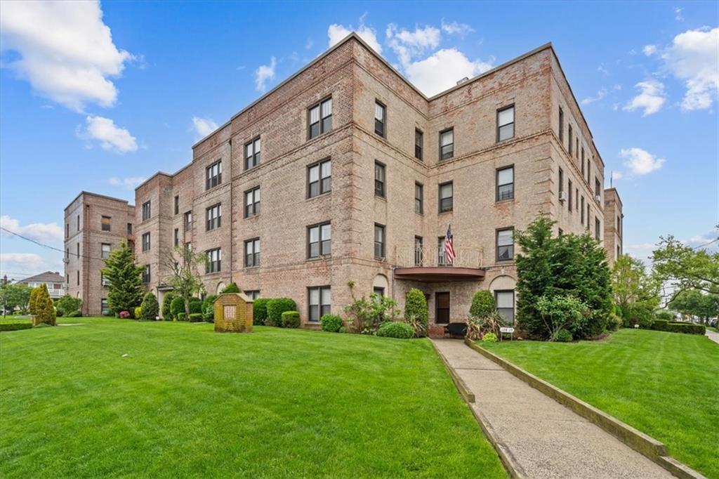 128-19 Newport Avenue Belle Harbor Belle Harbor NY 11694