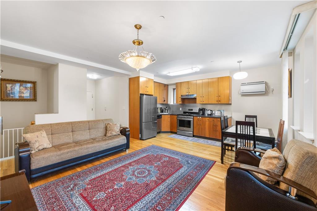 197 Bay 47th Street Gravesend Brooklyn NY 11214