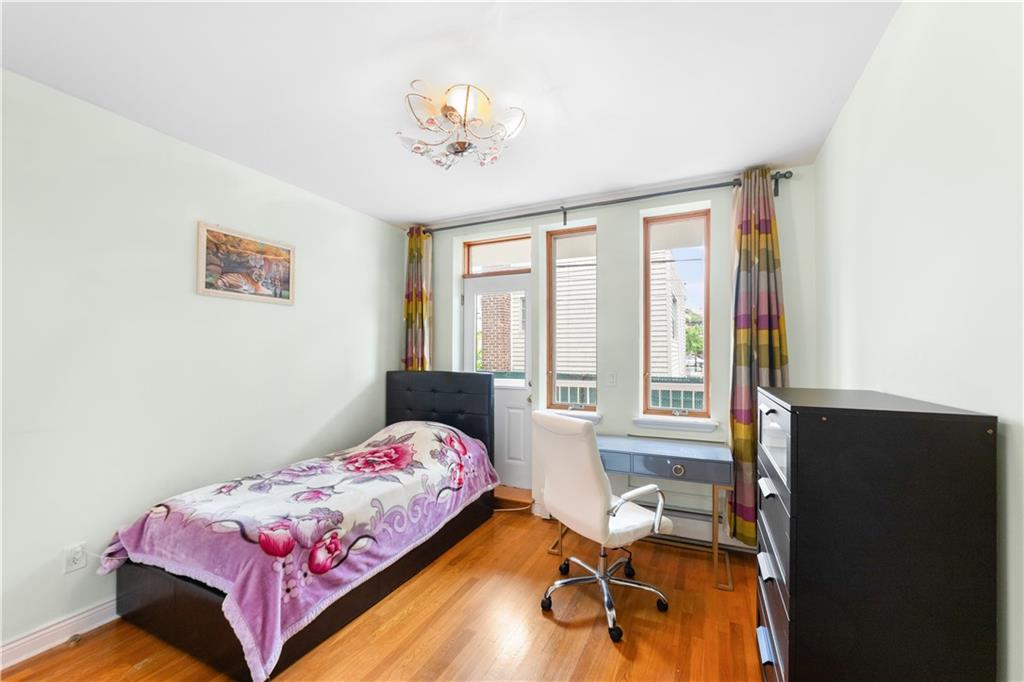 197 Bay 47th Street Gravesend Brooklyn NY 11214