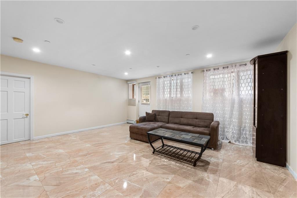 197 Bay 47th Street Gravesend Brooklyn NY 11214