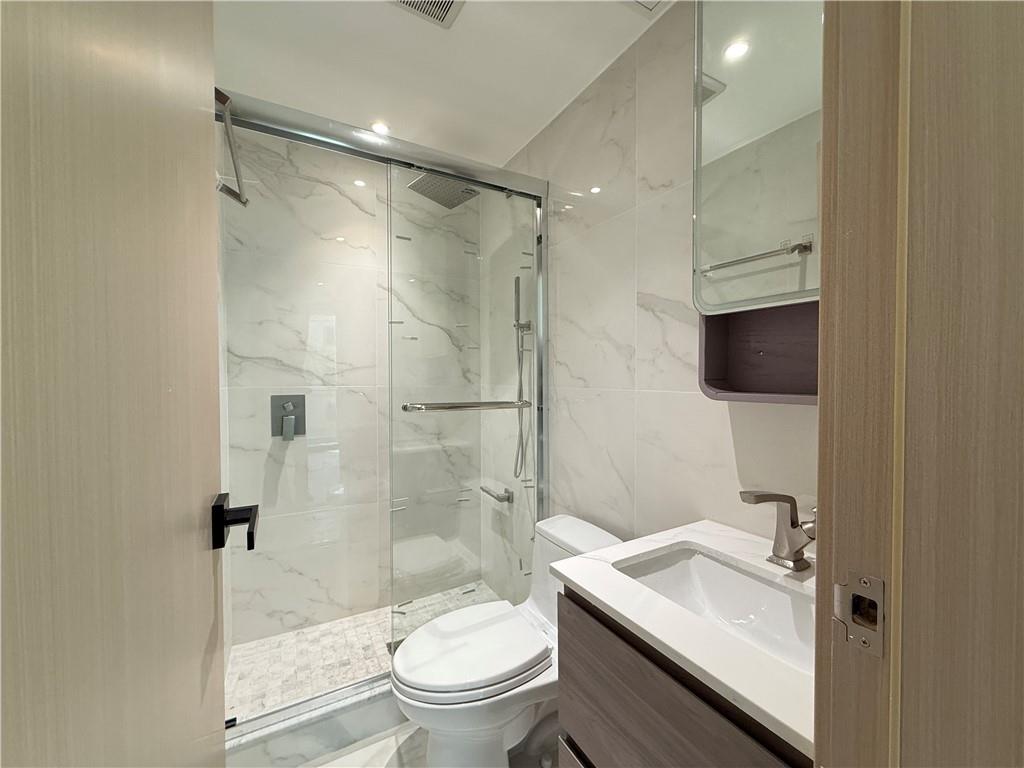 4262 Hunter Street Long Island City New York NY 11101