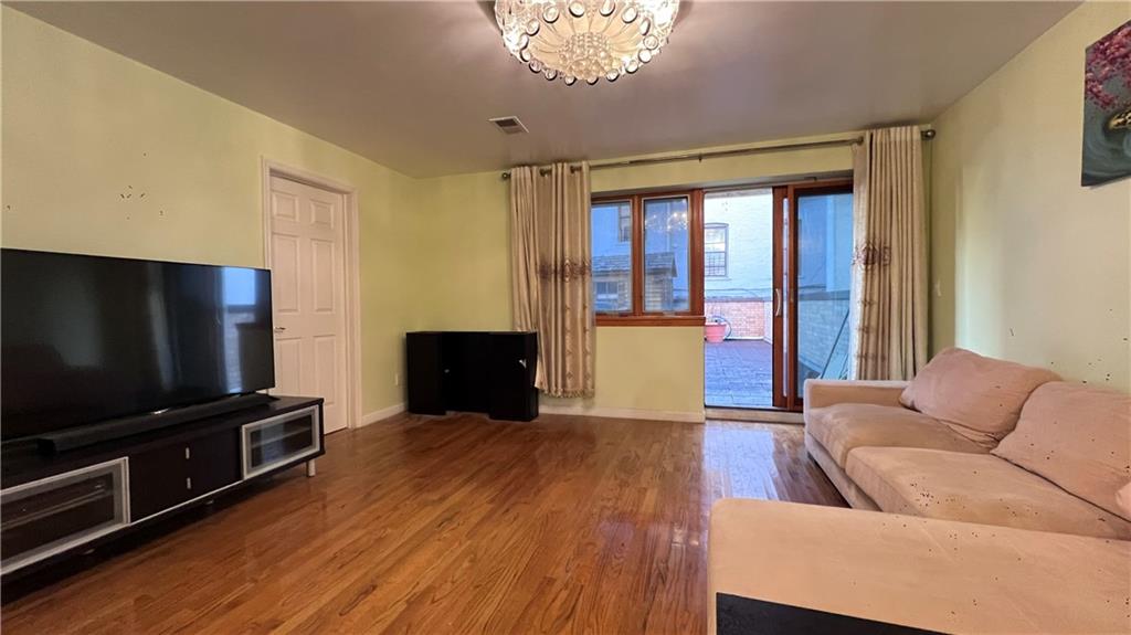 339 Avenue P Bensonhurst Brooklyn NY 11204