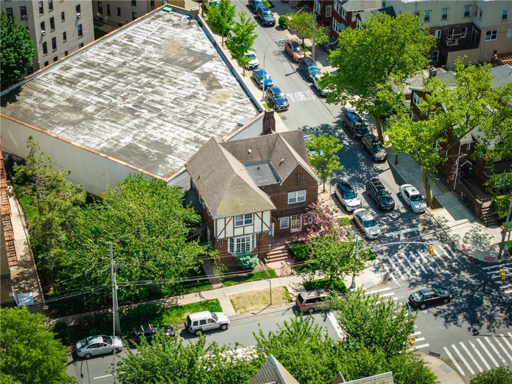 2404 Avenue O Midwood Brooklyn NY 11210