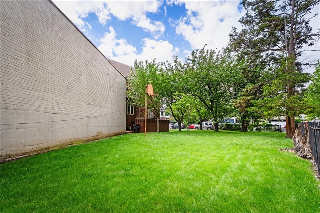 2404 Avenue O Midwood Brooklyn NY 11210