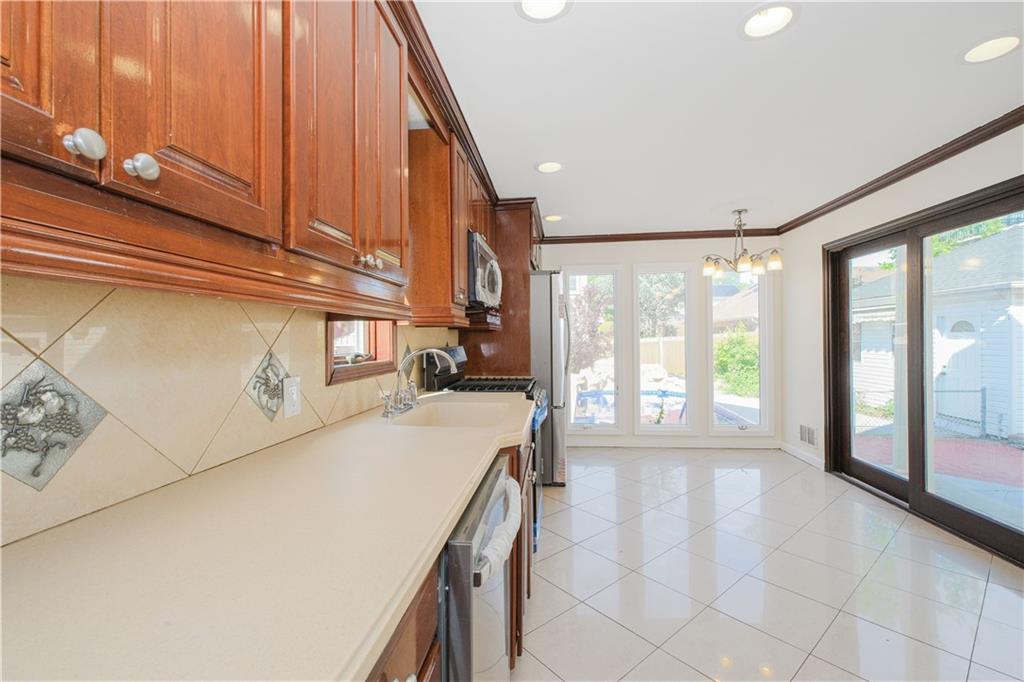 220 Sprague Avenue Tottenville Staten Island NY 10307