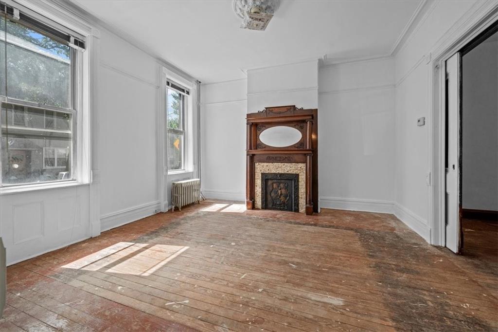 2013 Bleecker Street Ridgewood Ridgewood NY 11385