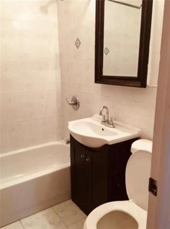 1753 West 1st Street Bensonhurst Brooklyn NY 11223