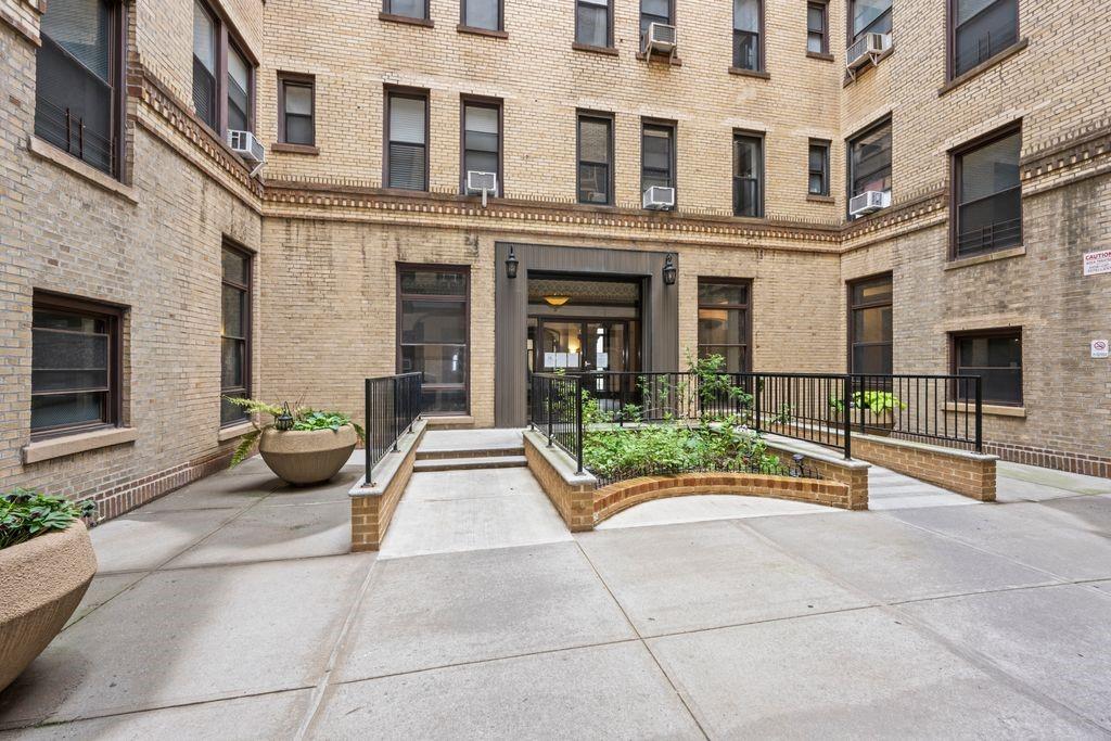 7609 4th Avenue Bay Ridge Brooklyn NY 11209