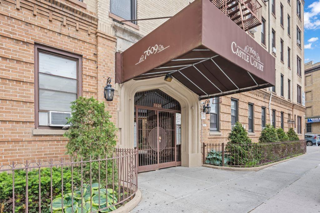 7609 4th Avenue Bay Ridge Brooklyn NY 11209
