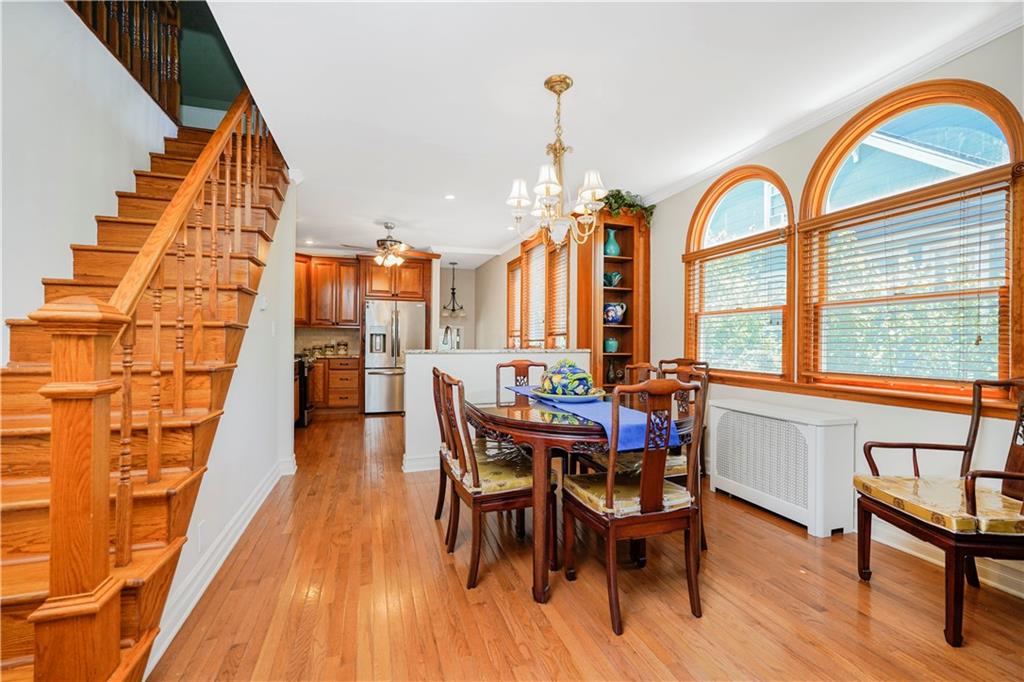 39 Summit Avenue Oakwood Staten Island NY 10306