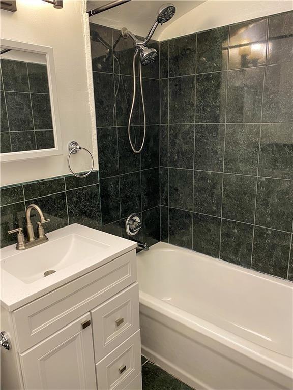 156 East 88th Street Canarsie Brooklyn NY 11236