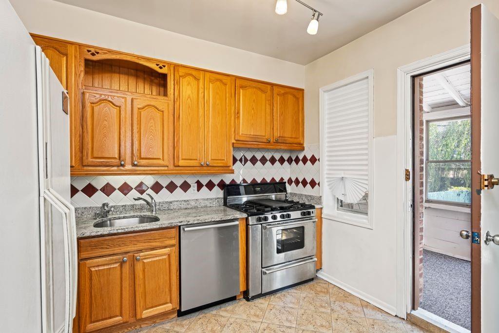 2117 East 38th Street Marine Park Brooklyn NY 11234