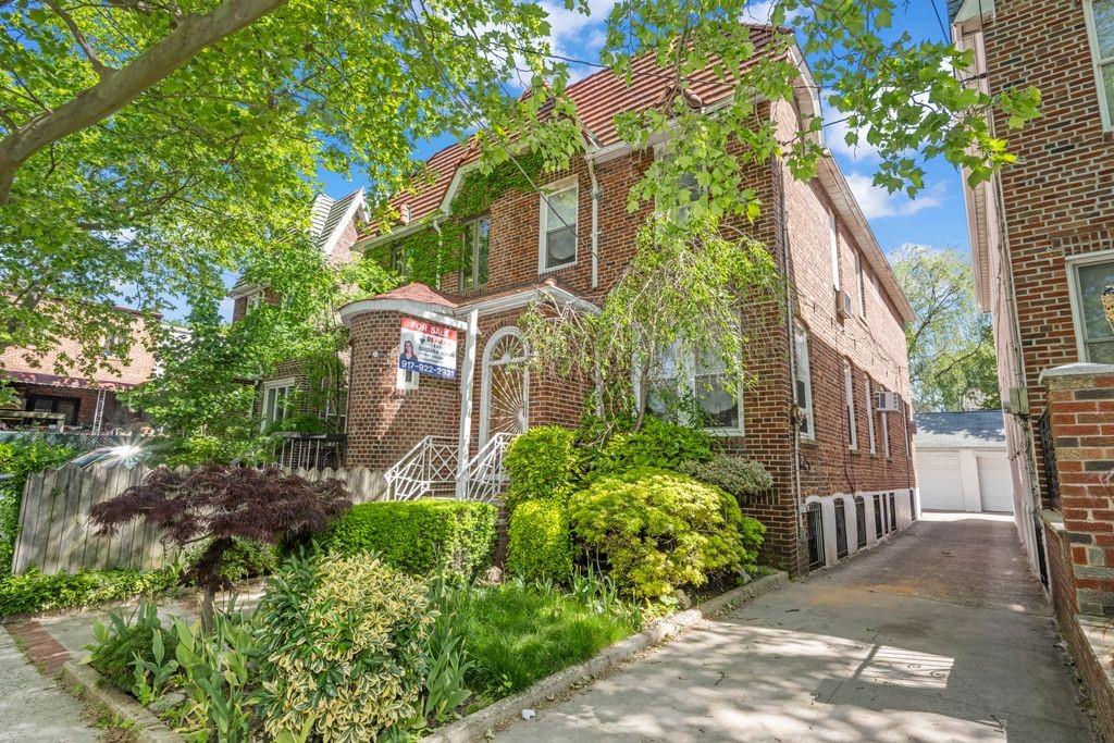 2117 East 38th Street Marine Park Brooklyn NY 11234