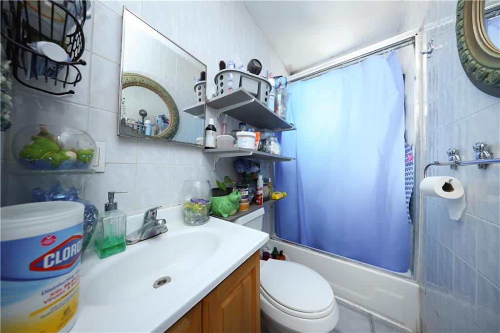 7225 New Utrecht Avenue Bensonhurst Brooklyn NY 11228
