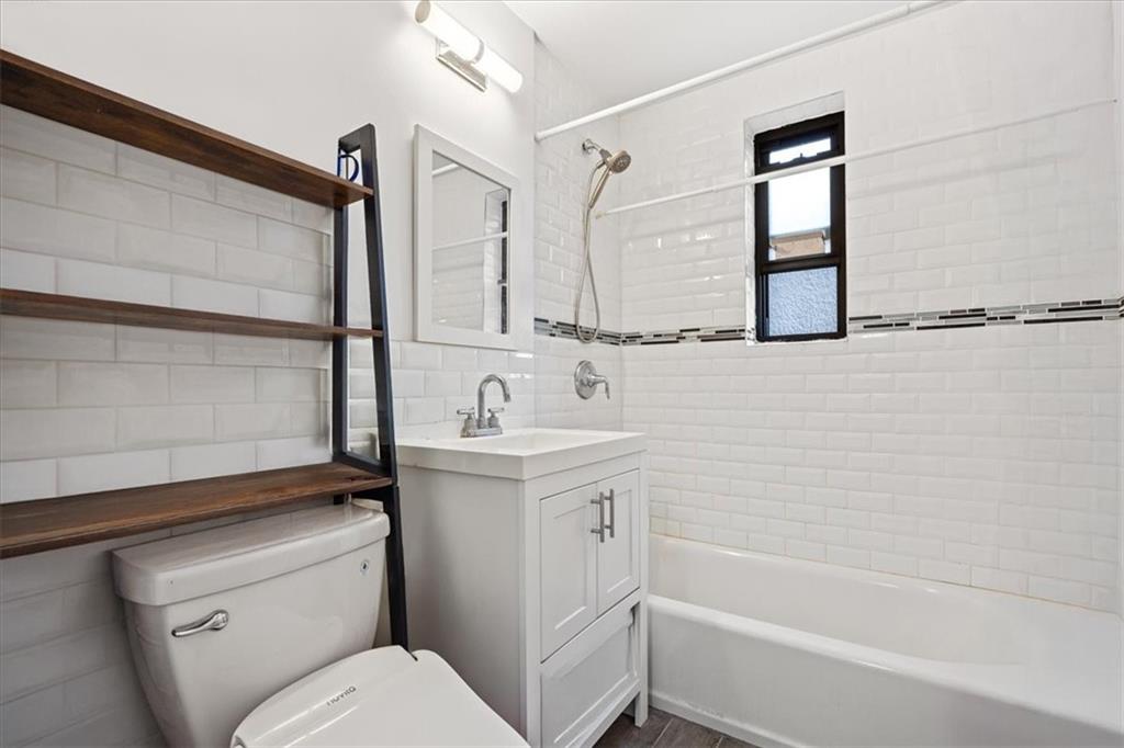 9040 Fort Hamilton Parkway Bay Ridge Brooklyn NY 11209