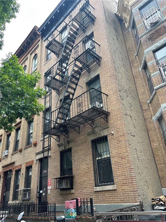 537 56th Street Sunset Park Brooklyn NY 11220