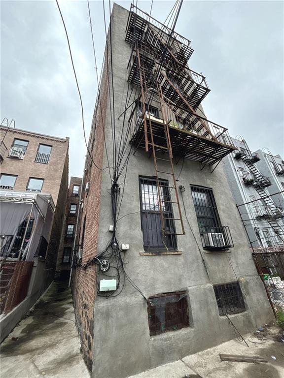537 56th Street Sunset Park Brooklyn NY 11220