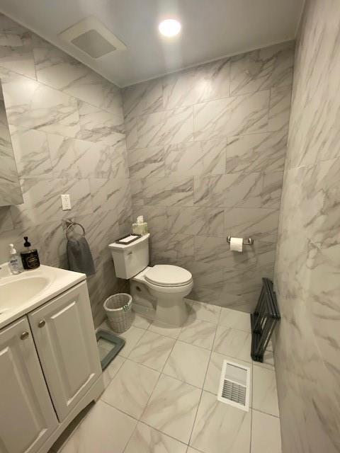 119 Langham Street Manhattan Beach Brooklyn NY 11235