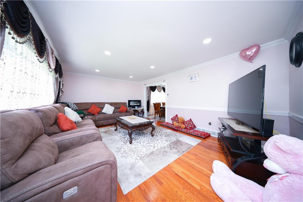 171 Dewey Avenue Great Kills Staten Island NY 10308