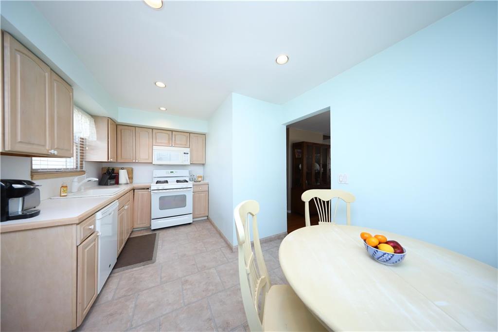 223 Abingdon Avenue Great Kills Staten Island NY 10308