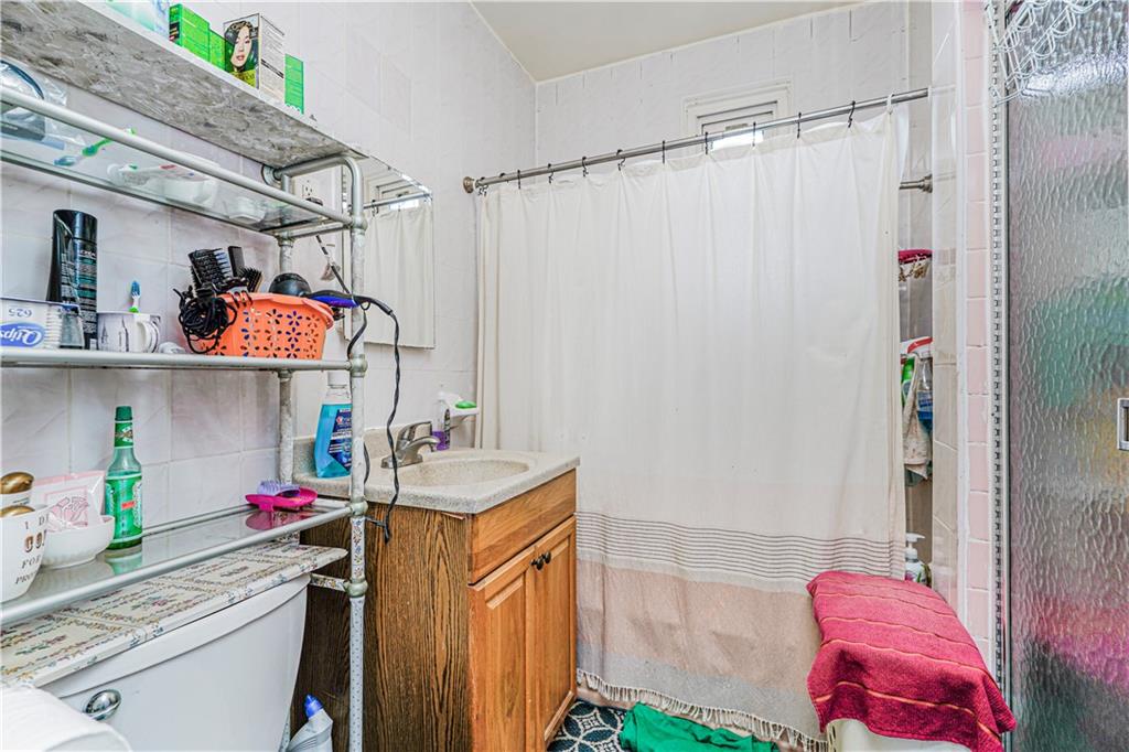 1922 East 16th Street Homecrest Brooklyn NY 11229