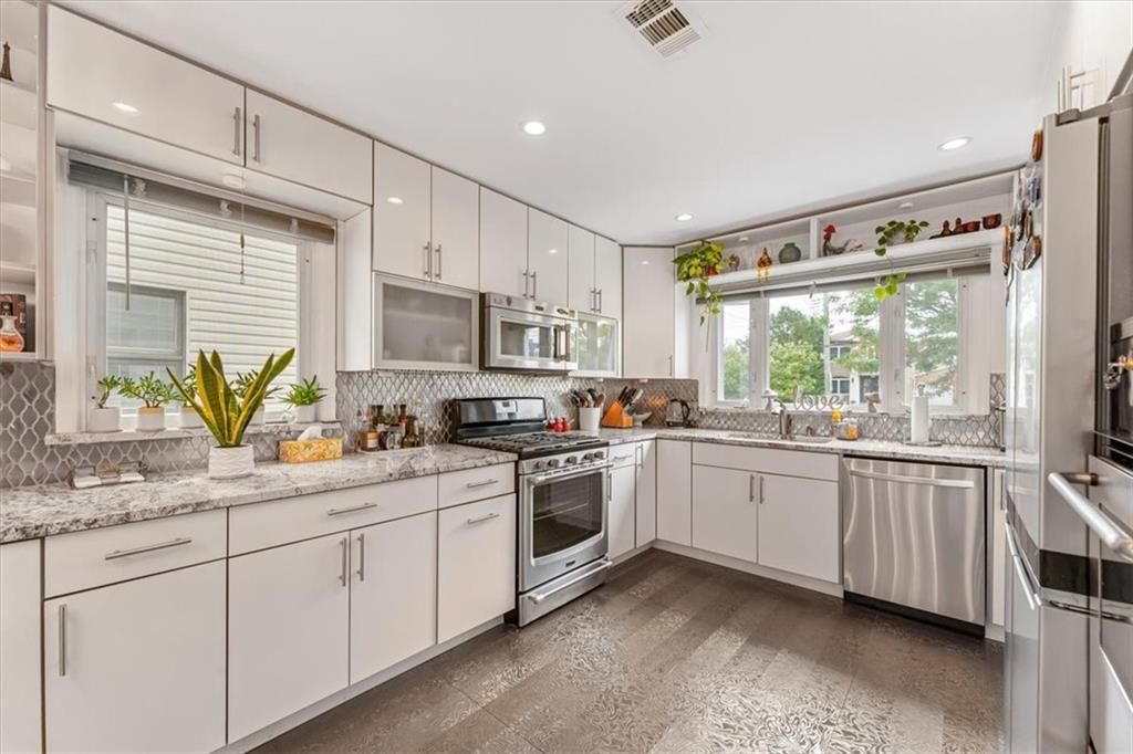7318 Avenue T Bergen Beach Brooklyn NY 11234