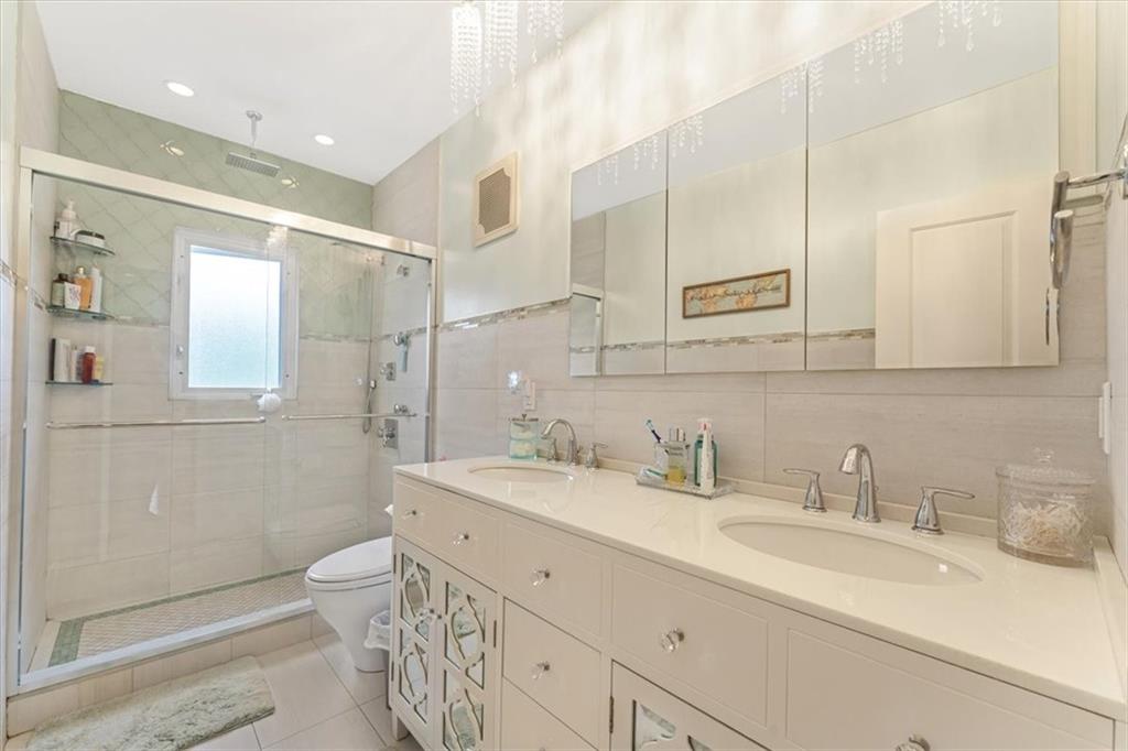 7318 Avenue T Bergen Beach Brooklyn NY 11234
