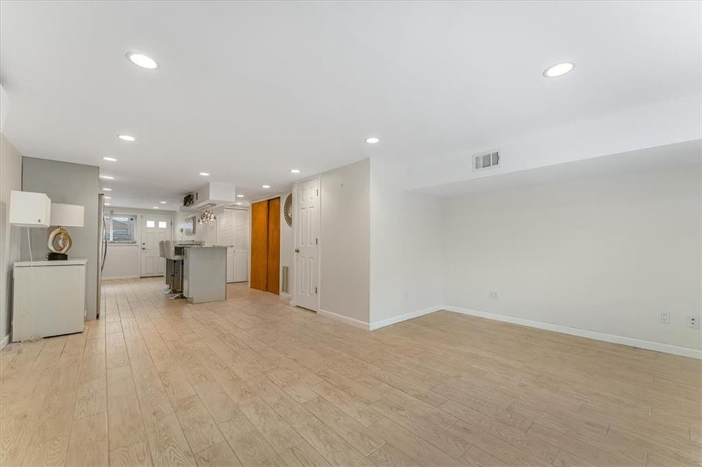 7318 Avenue T Bergen Beach Brooklyn NY 11234