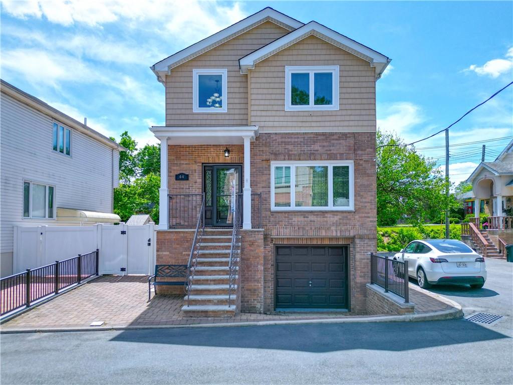 44 Comfort Court Huguenot Staten Island NY 10312