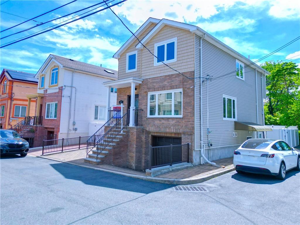 44 Comfort Court Huguenot Staten Island NY 10312