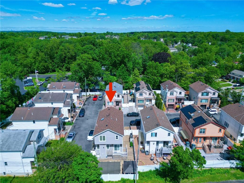 44 Comfort Court Huguenot Staten Island NY 10312