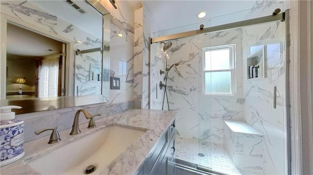 44 Comfort Court Huguenot Staten Island NY 10312