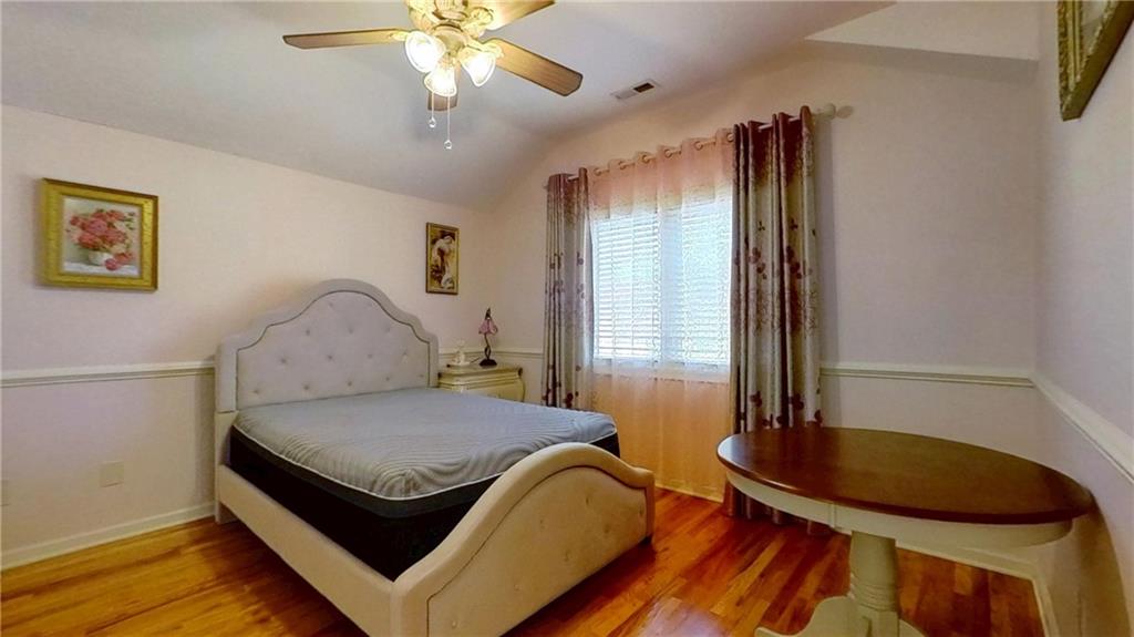 44 Comfort Court Huguenot Staten Island NY 10312
