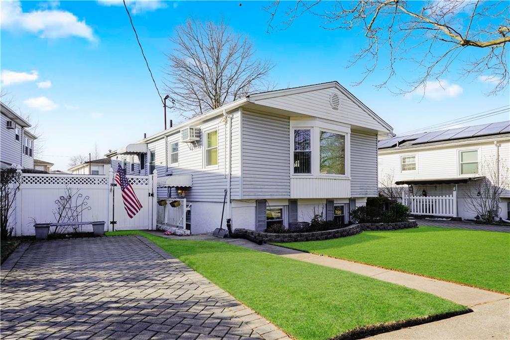 56 Wolverine Street Richmond Town Staten Island NY 10306